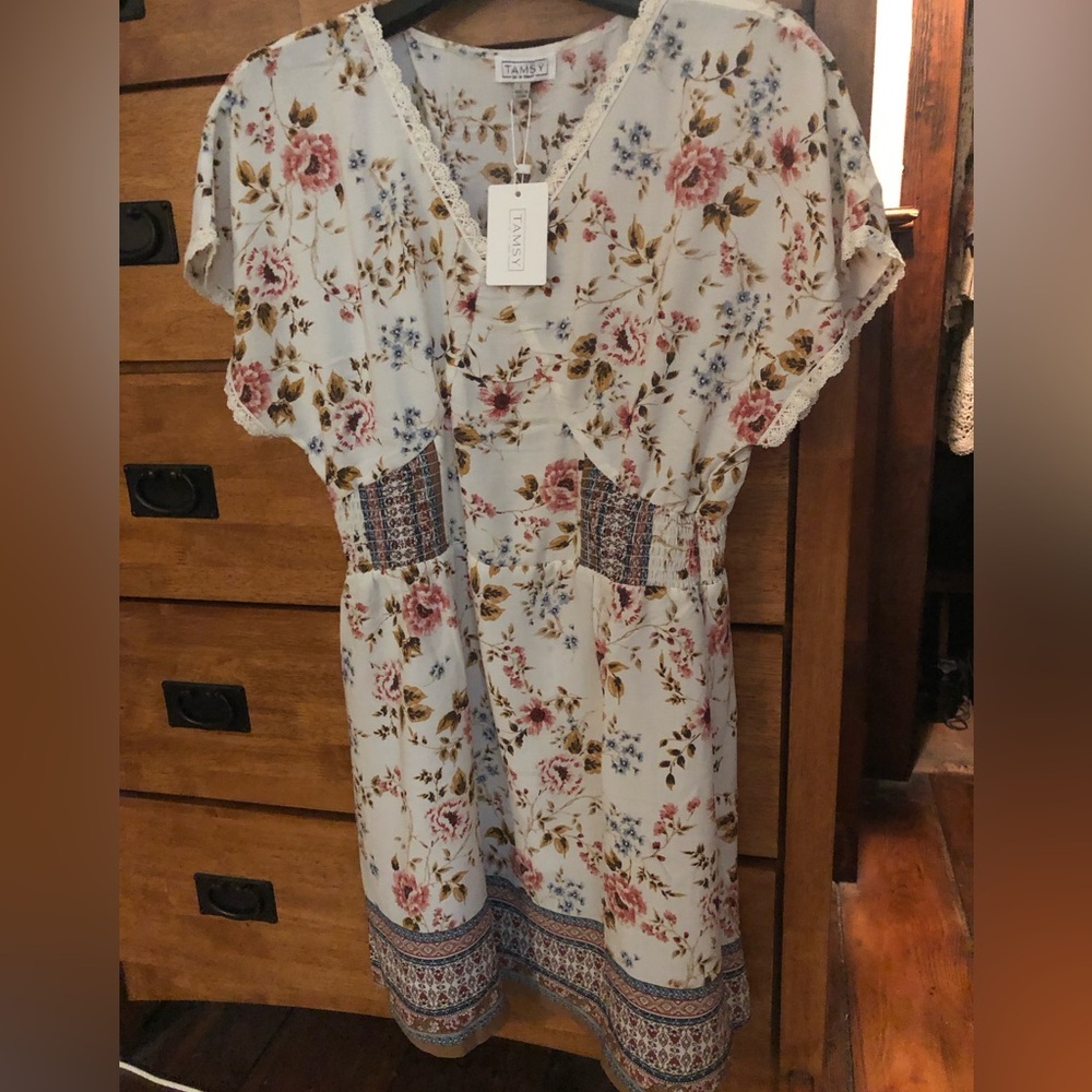 NWT Med/Large Boho/Western Floral, Cap sleeve dress